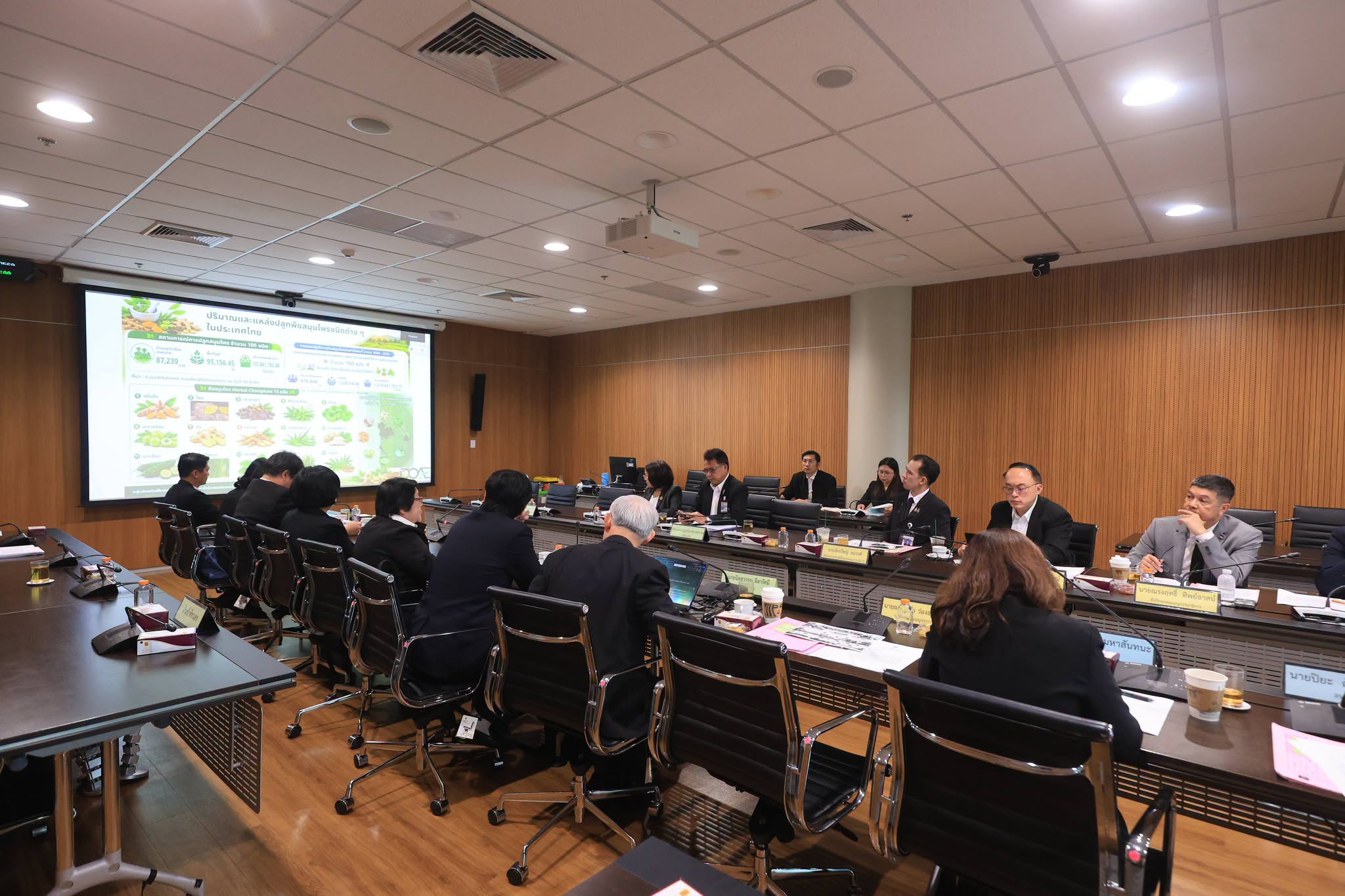 title - ส.ป.ก. ร่วมประชุมคณะอนุกรรมาธิการ ด้านการเงิน ในคณะธรรมาธิการ เศรษฐกิจ การเงิน และการคลัง วุฒิสภา ครั้งที่ 29